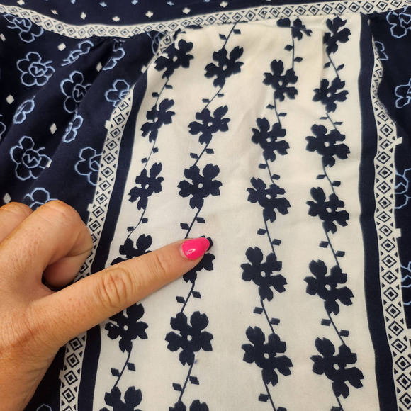 LOFT Shirt Medium Blue White Boho Poet Bell Sleeve Floral Peasant Blouse - Picture 7 of 10